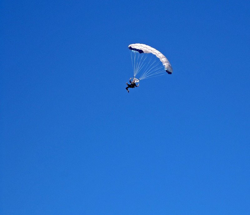 Parachutist